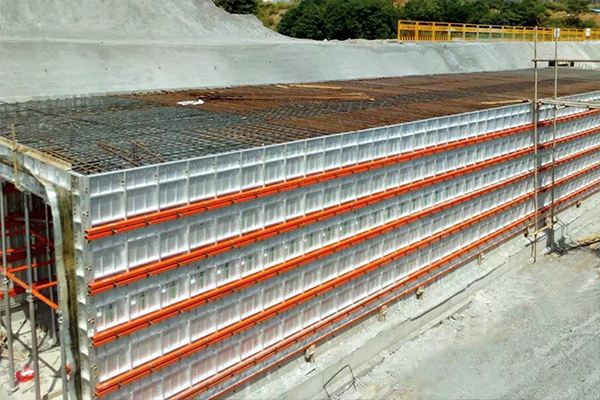 Túnel de servicios públicos de infraestructura, foto 01